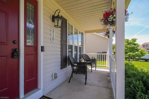 310 Alexis Dr, Elyria, OH 44035 photo 3