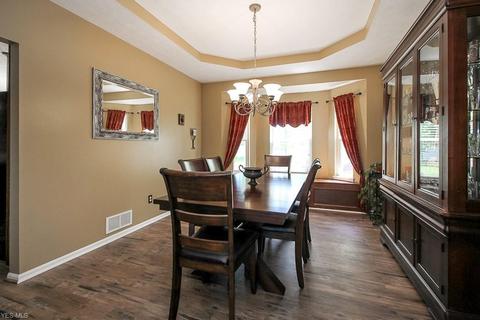 310 Alexis Dr, Elyria, OH 44035 photo 13