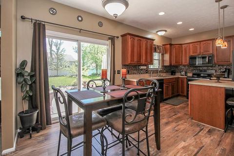 310 Alexis Dr, Elyria, OH 44035 photo 20