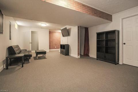 310 Alexis Dr, Elyria, OH 44035 photo 33