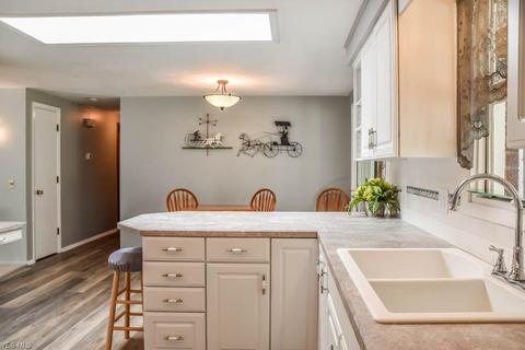4877 4th St NW, Canton, OH 44708 photo 6