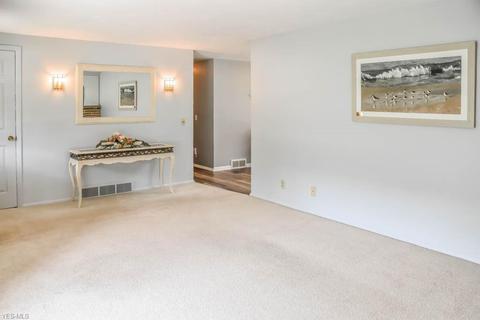 4877 4th St NW, Canton, OH 44708 photo 3