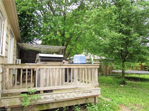 1069 Foster Ave, Elyria, OH 44035 photo 19