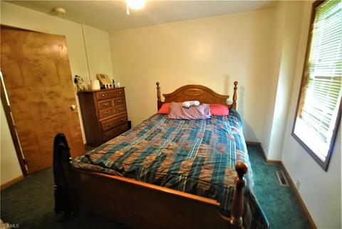 2429 E 32nd St, Lorain, OH 44055 photo 13