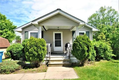 2429 E 32nd St, Lorain, OH 44055 photo 1