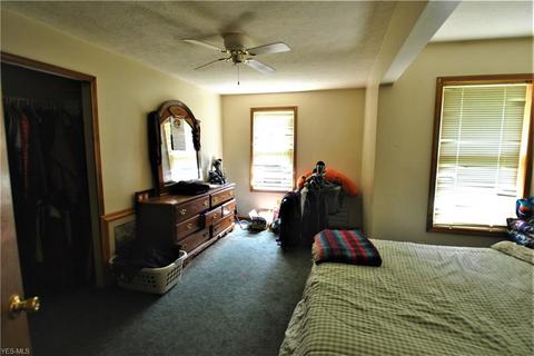 2429 E 32nd St, Lorain, OH 44055 photo 9