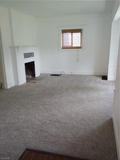 144 Eastern Heights Blvd, Elyria, OH 44035 photo 3