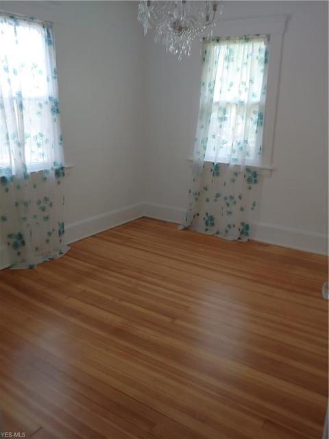 144 Eastern Heights Blvd, Elyria, OH 44035 photo 8