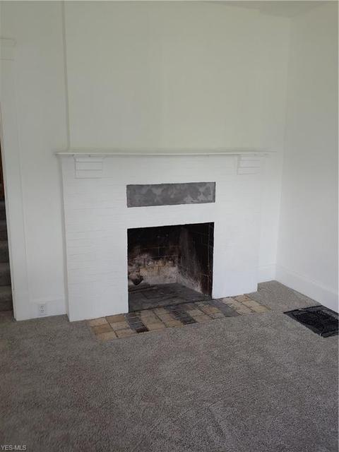 144 Eastern Heights Blvd, Elyria, OH 44035 photo 4