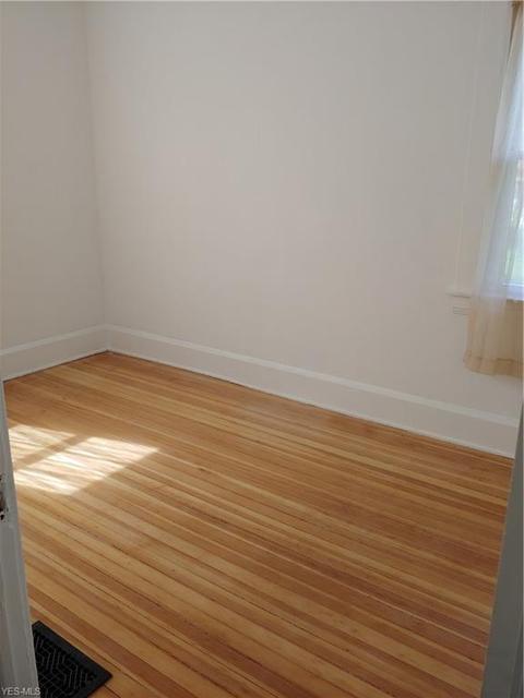 144 Eastern Heights Blvd, Elyria, OH 44035 photo 9