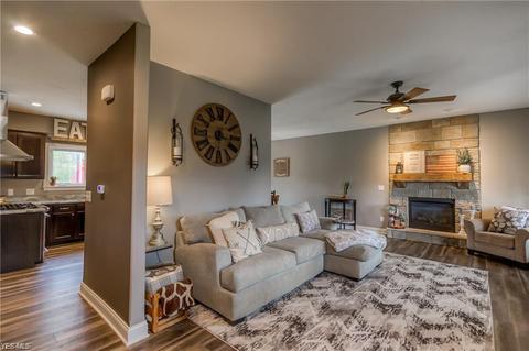 4396 Shannon Dr, Rootstown, OH 44272 photo 5