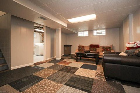 3302 Hearthstone Rd, Parma, OH 44134 photo 18