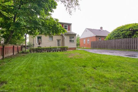 3302 Hearthstone Rd, Parma, OH 44134 photo 25