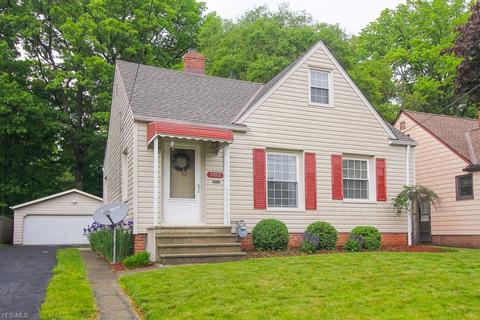 3302 Hearthstone Rd, Parma, OH 44134 photo 7