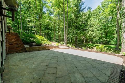 5645 Ledgebrook Ln, Solon, OH 44139 photo 29