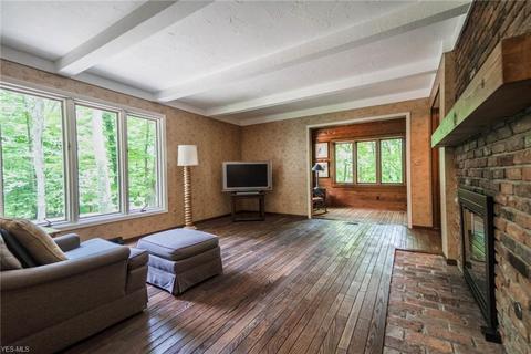 5645 Ledgebrook Ln, Solon, OH 44139 photo 7