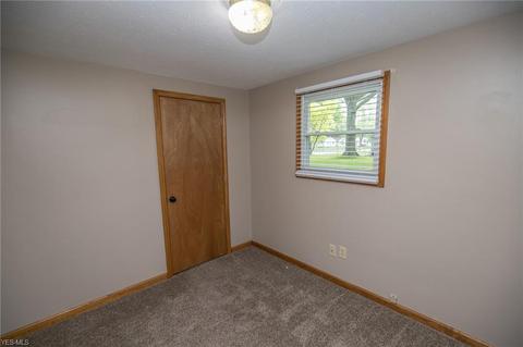 561 Case Ave, Elyria, OH 44035 photo 16