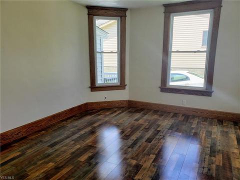 112 Ohio St, Barnesville, OH 43713 photo 12