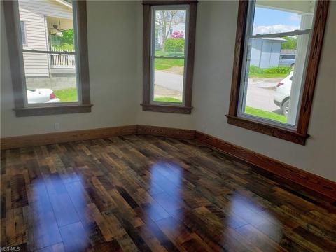 112 Ohio St, Barnesville, OH 43713 photo 11