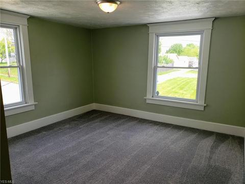 112 Ohio St, Barnesville, OH 43713 photo 16