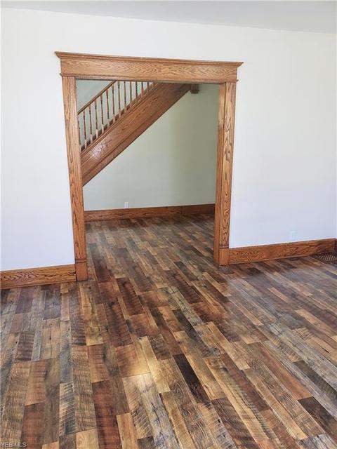 112 Ohio St, Barnesville, OH 43713 photo 10