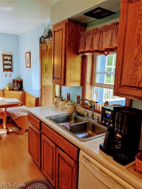 1382 State Route 307 E, Jefferson, OH 44047 photo 9