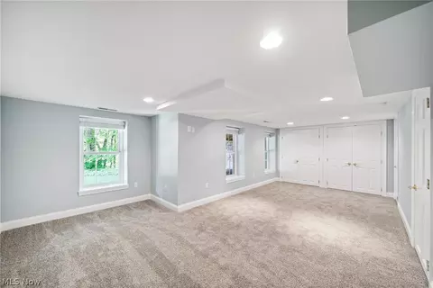 31271 Arthur Rd, Solon, OH 44139 photo 31