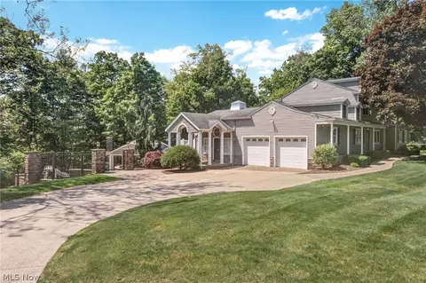 31271 Arthur Rd, Solon, OH 44139 photo 1