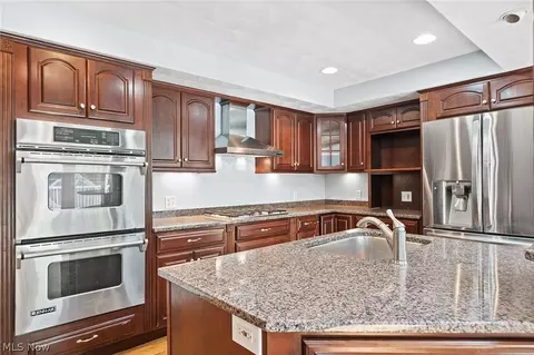 31271 Arthur Rd, Solon, OH 44139 photo 11