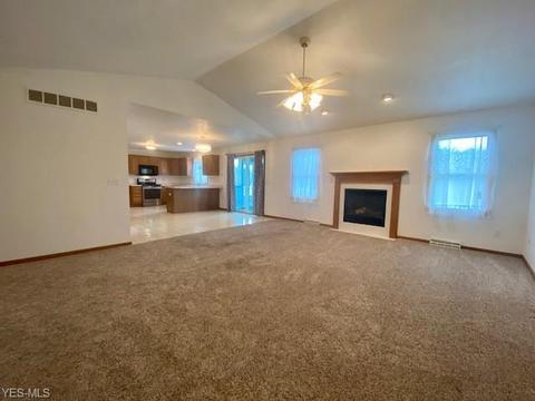 280 Pine St, Creston, OH 44217 photo 4