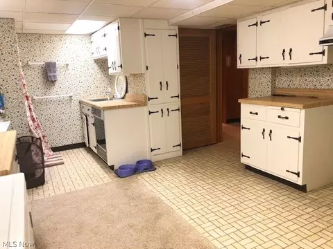 1531 N Walnut St, Dover, OH 44622 photo 25