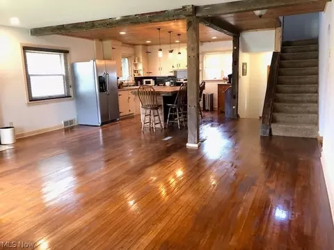 1531 N Walnut St, Dover, OH 44622 photo 8