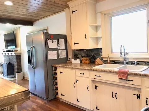 1531 N Walnut St, Dover, OH 44622 photo 13