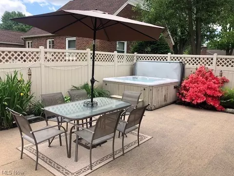 1531 N Walnut St, Dover, OH 44622 photo 33