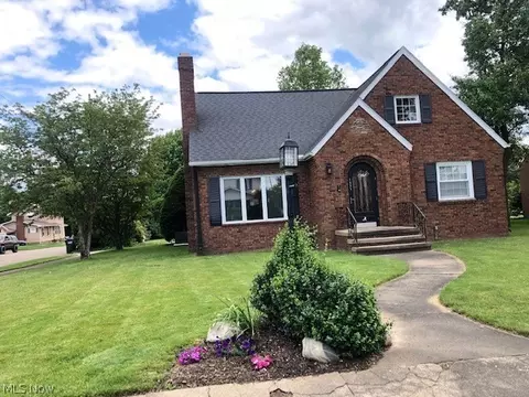 1531 N Walnut St, Dover, OH 44622 photo 1