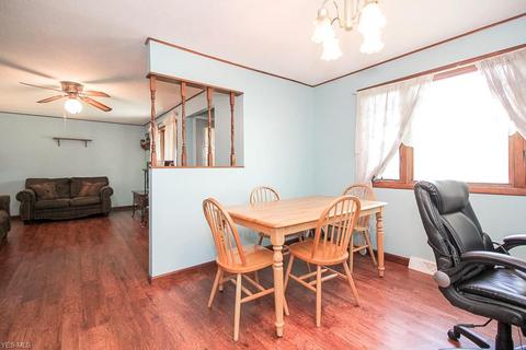 2123 E 41st St, Lorain, OH 44055 photo 5