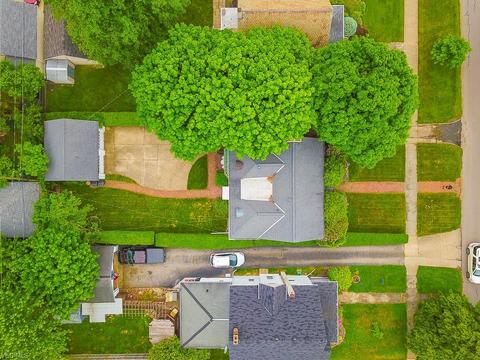 207 Eastern Heights Blvd, Elyria, OH 44035 photo 6