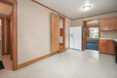207 Eastern Heights Blvd, Elyria, OH 44035 photo 15