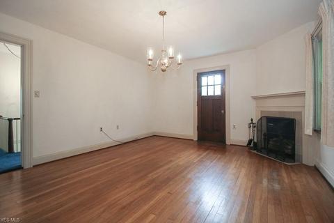 207 Eastern Heights Blvd, Elyria, OH 44035 photo 31