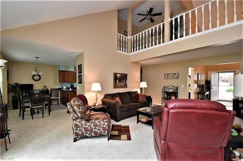 900 Hampton Cir # -3, Aurora, OH 44202 photo 11