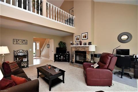 900 Hampton Cir # -3, Aurora, OH 44202 photo 10