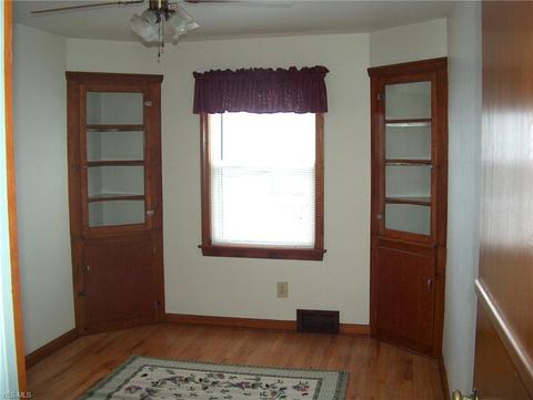 7618 Ridgefield Ave, Parma, OH 44129 photo 19