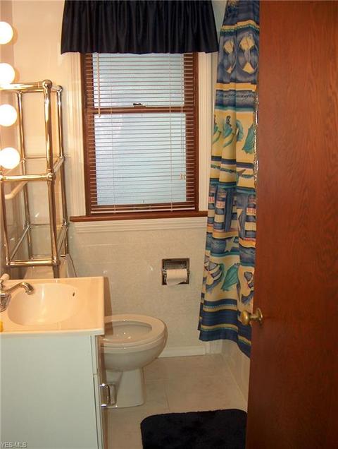 7618 Ridgefield Ave, Parma, OH 44129 photo 27