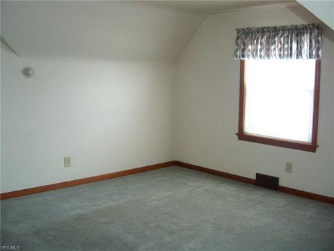 7618 Ridgefield Ave, Parma, OH 44129 photo 21
