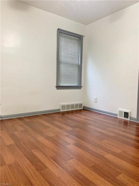 7618 Ridgefield Ave, Parma, OH 44129 photo 15