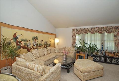6930 Drexel Dr, Seven Hills, OH 44131 photo 7