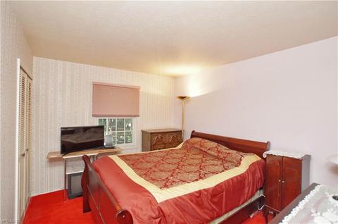 6930 Drexel Dr, Seven Hills, OH 44131 photo 16