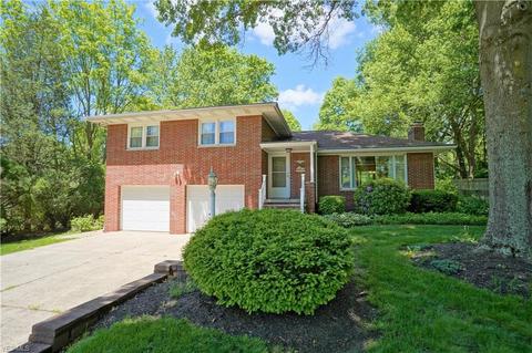 1925 Echo Rd, Stow, OH 44224 photo 2