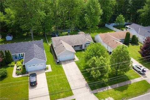 307 Root Rd, Lorain, OH 44052 photo 2
