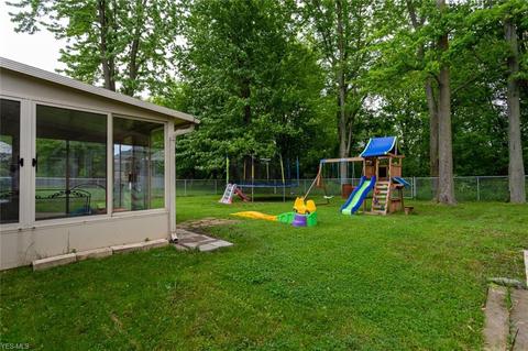 307 Root Rd, Lorain, OH 44052 photo 33